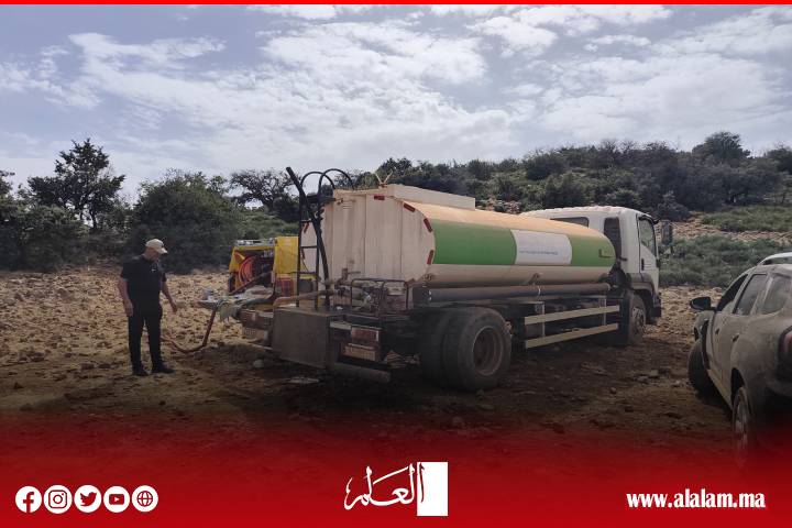 اليوم الثامن من حريق غابة أنفك.. القوات العمومية ومتطوعون ينجحون في تطويق النيران وسط تعبئة واسعة بأفورار