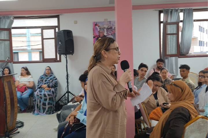 في ورشة تفاعلية بالقصر الكبير، الاخت نعيمة ابن يحيى :  الأسرة ستظل محور السياسات العمومية وركيزة أساسية في تحقيق التنمية وتعزيز التماسك الاجتماعي.