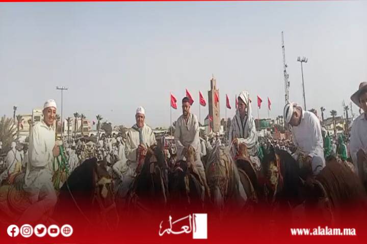 موسم مولاي عبد الله أمغار ينطلق بالجديدة.. ملايين الزوار وفروسية التبوريدة تزين المشهد وتساؤلات حول “الرعاية الملكية”