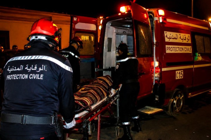 مصرع شاب وإصابة آخر بجروح خطيرة في حادث اصطدام بين دراجتين ناريتين بكورنيش صباديا بالحسيمة