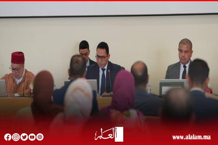 عامل سيدي بنور يفتح ملف انشغالات مغاربة العالم.. 25 شكاية عولجت خلال سنة