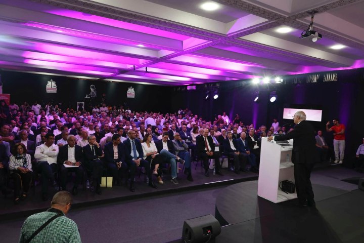 برنامج "وطني مستقبلي".. الاستقلال يُطلق قطار الانتخابات التشريعية بـ 5 التزامات وميثاق أخلاقي صارم