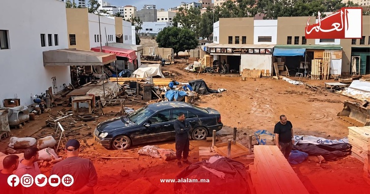 آثار التساقطات المطرية بأحد أحياء مدينة إمزورن آثار التساقطات المطرية بأحد أحياء مدينة إمزورن