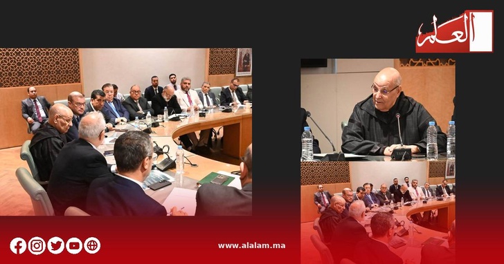 جانب من اجتماع الفريق الاستقلالي بحضور وزراء الحزب وأعضاء الفريق النيابي