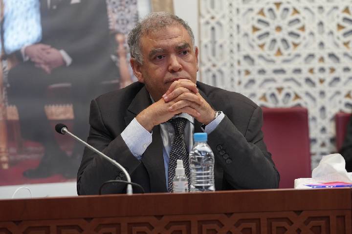 اليوم تنطلق المشاورات بين وزير الداخلية والأمناء العامين للأحزاب السياسية في شأن الانتخابات الجماعية والمهنية