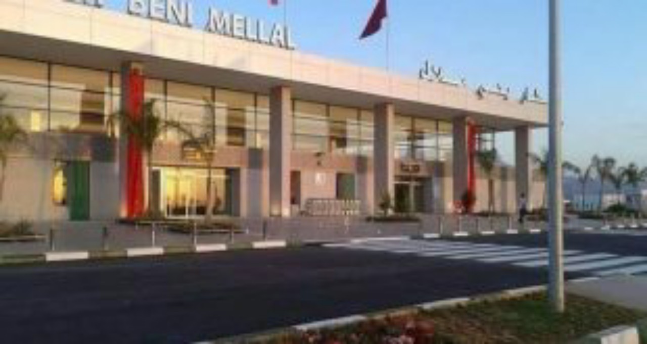 مطار بني ملال يستقبل 160 من المغاربة العالقين