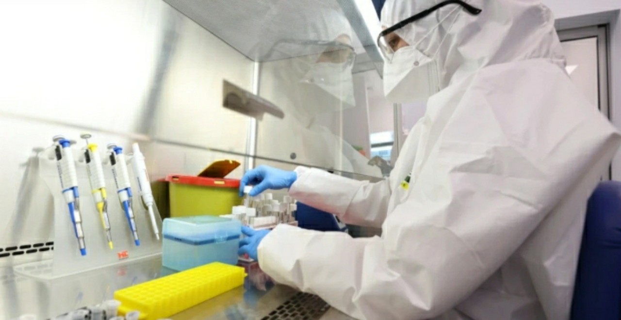 رسميا.. المغرب يختار لقاح مختبر "سينوفار" الصيني رسميا.. المغرب يختار لقاح مختبر "سينوفار" الصيني