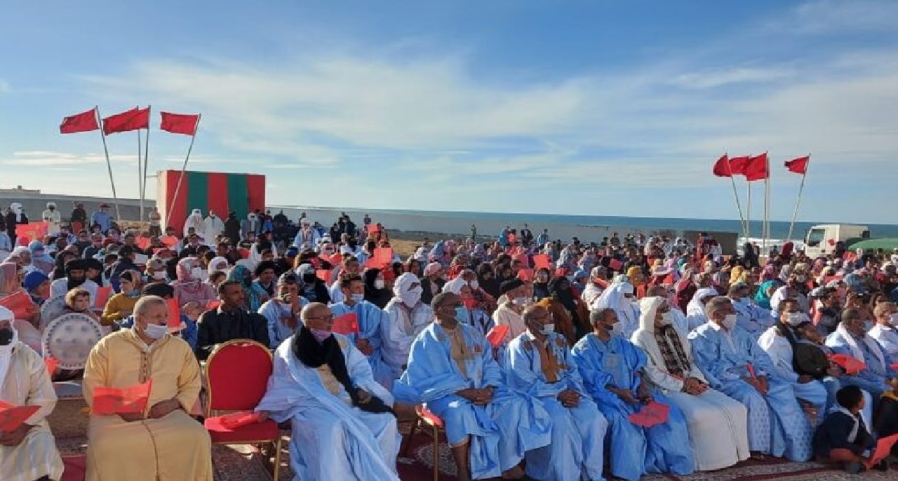 ساكنة طرفاية تحتفي بنجاحات الدبلوماسية المغربية ساكنة طرفاية تحتفي بنجاحات الدبلوماسية المغربية