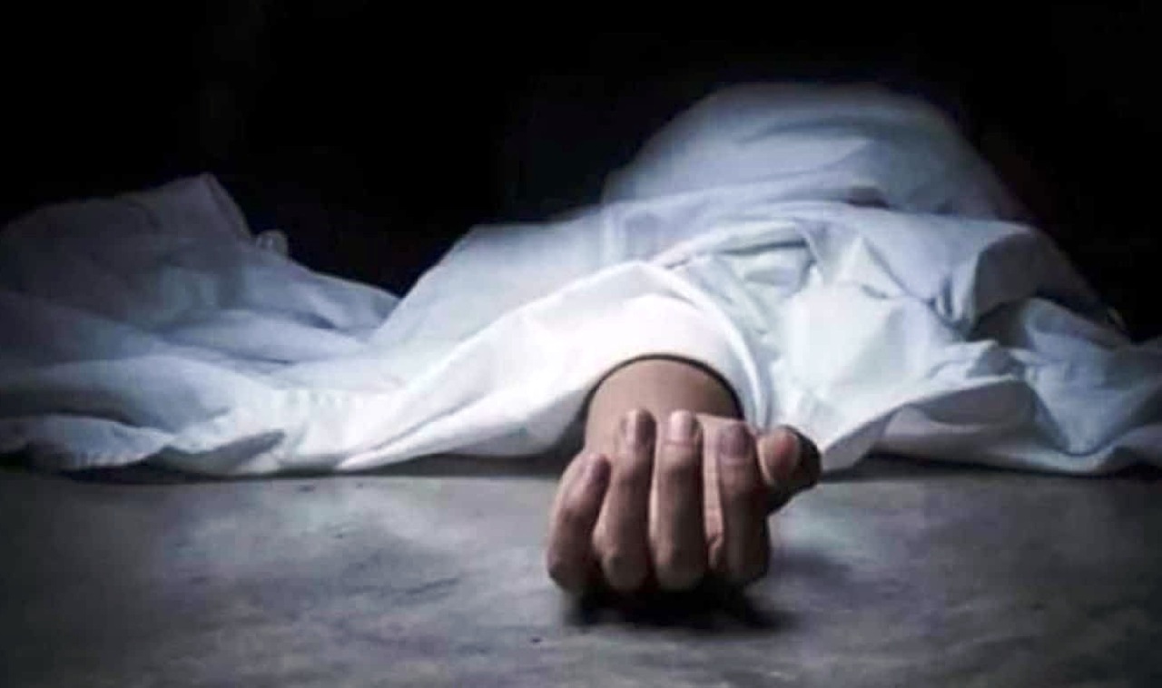 مصــرع شخص مجهول الهوية وتحويل جسده إلى أشلاء بين سطات والبروج مصــرع شخص مجهول الهوية وتحويل جسده إلى أشلاء بين سطات والبروج