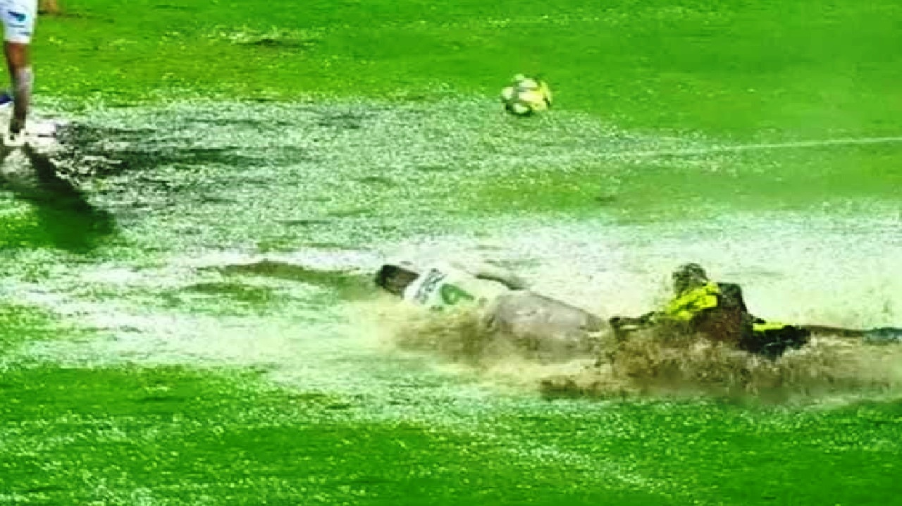 الفضيحة.. هذه حالة ملعب كان ينافس ملاعب أمريكا وكندا لاحتضان كأس العالم