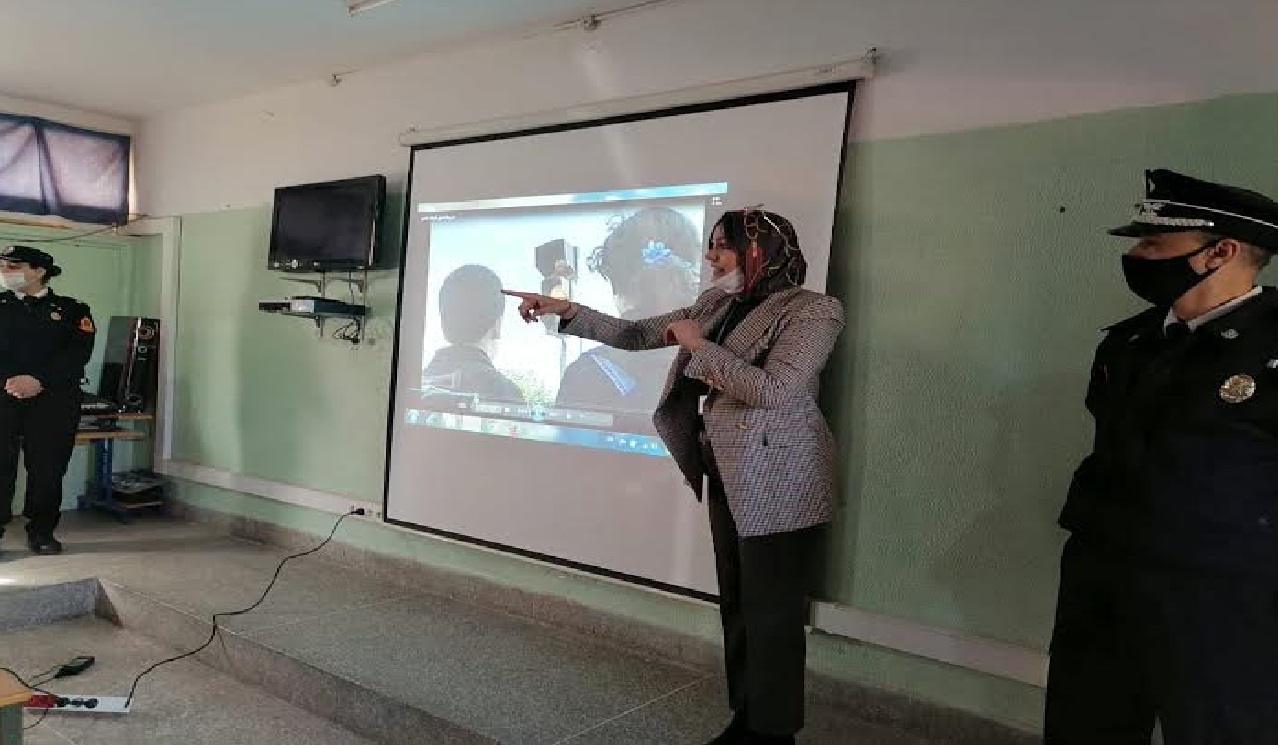 احتفاء باليوم الوطني للسلامة الطرقية: المديرية الإقليمية وجدة أنجاد وولاية أمن وجدة تعطيان الانطلاقة الرسمية للحملات التحسيسية‼ احتفاء باليوم الوطني للسلامة الطرقية: المديرية الإقليمية وجدة أنجاد وولاية أمن وجدة تعطيان الانطلاقة الرسمية للحملات التحسيسية‼