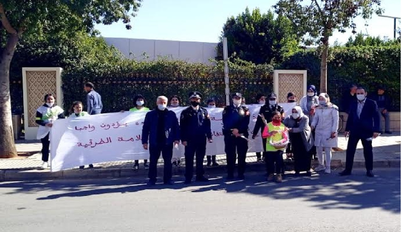 احتفاء باليوم الوطني للسلامة الطرقية: المديرية الإقليمية وجدة أنجاد وولاية أمن وجدة تعطيان الانطلاقة الرسمية للحملات التحسيسية‼ احتفاء باليوم الوطني للسلامة الطرقية: المديرية الإقليمية وجدة أنجاد وولاية أمن وجدة تعطيان الانطلاقة الرسمية للحملات التحسيسية‼