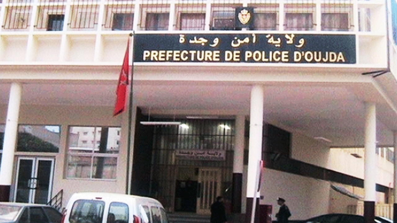 انتحار شخص كان موضوعا رهن الحراسة الطبية بالمستشفى بوجدة انتحار شخص كان موضوعا رهن الحراسة الطبية بالمستشفى بوجدة
