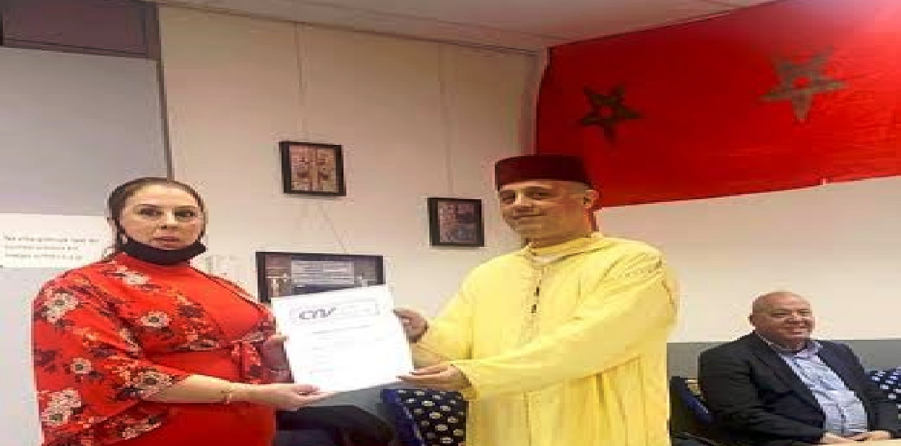 القنصل العام "محمد متوكل" الوجه المشرف للدبلوماسية المغربية بهولندا