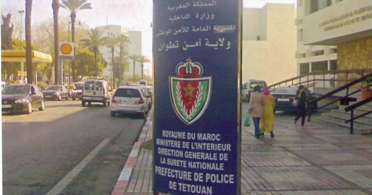 أمن تطوان يطيح بمروج للمخدرات وبحوزته 90 كيلوغراما من مخدر الشيرا أمن تطوان يطيح بمروج للمخدرات وبحوزته 90 كيلوغراما من مخدر الشيرا