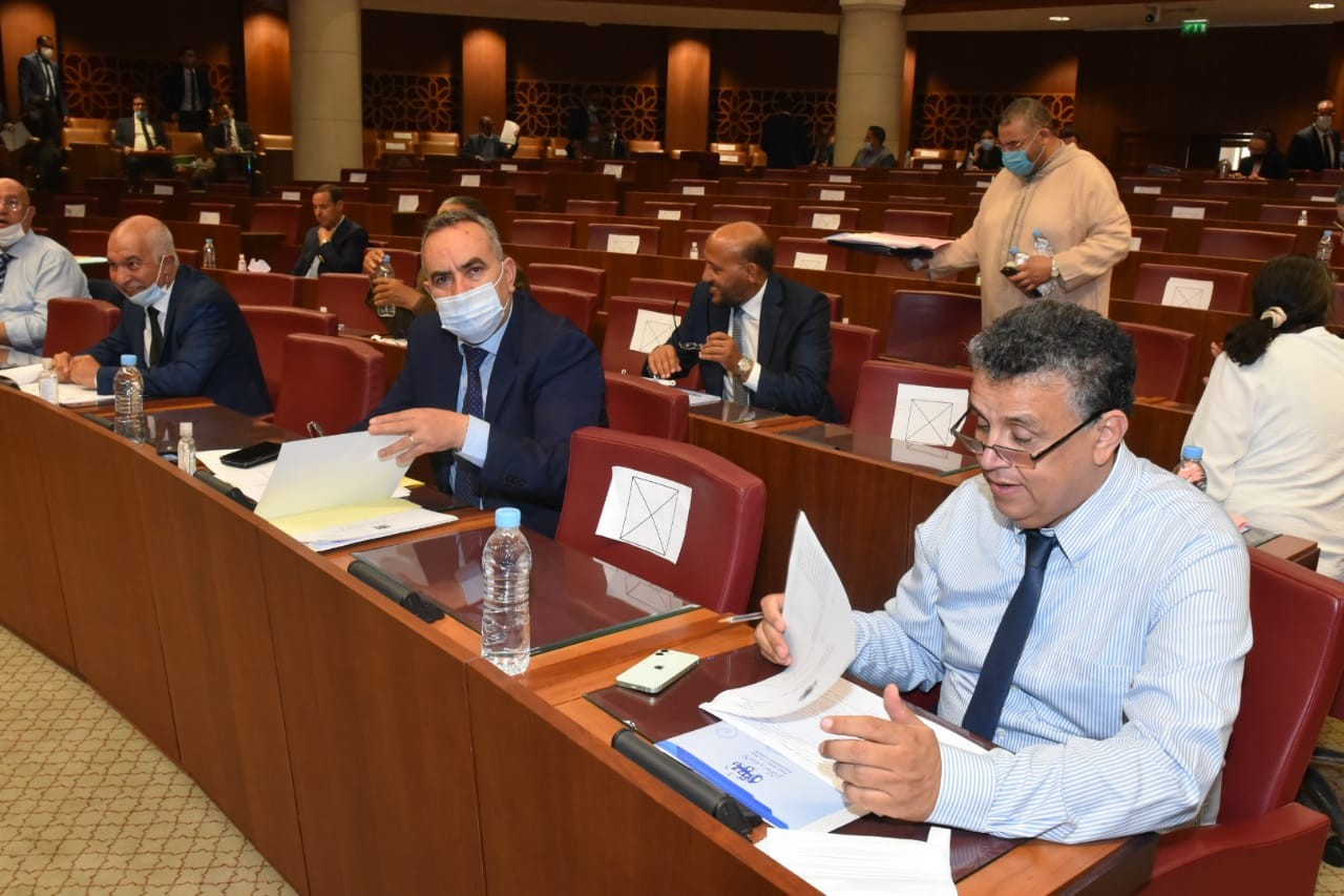 وهبي يحضر أشغال المجلس الحكومي بعد الحادثة وهبي يحضر أشغال المجلس الحكومي بعد الحادثة