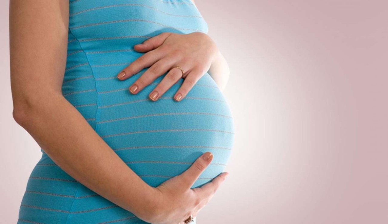 وزارة الصحة تدرج الحوامل والمرضعات ضمن الفئات المستفيدة من التلقيح ضد كورونا