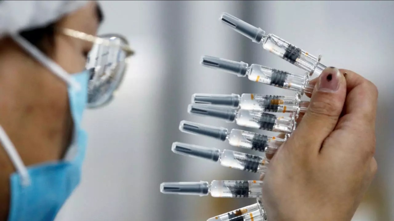 التشكيك في فعالية لقاح «سينوفارم» يروم التشويش على الإستراتيجية الوطنية لصناعة اللقاحات ببلادنا