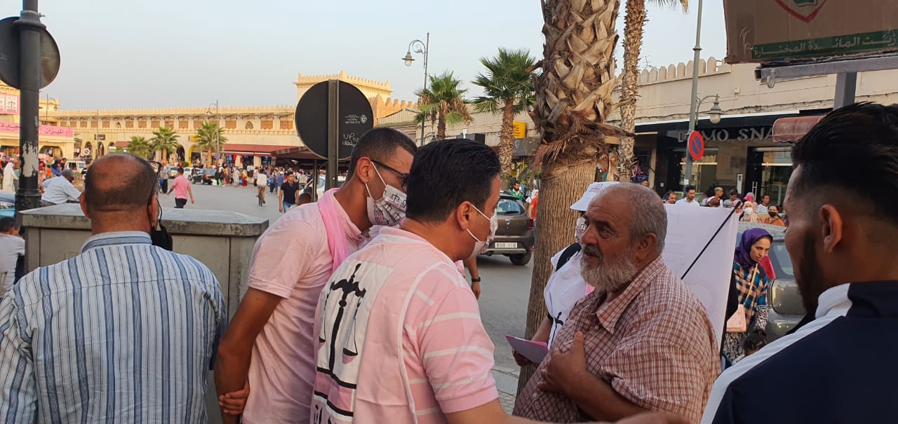 بالصور.. حزب الاستقلال بوجدة يقود حملة انتخابية منظمة وأنيقة