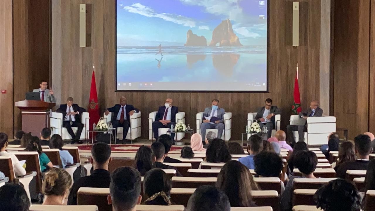 لقاءات تواصلية مع طلبة سلك البكالوريوس برسم الدخول الجامعي الجديد