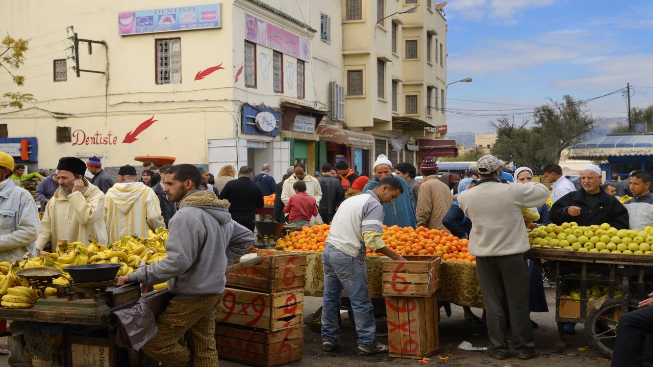 المغرب يتجه إلى القطع مع القطاع غير المهيكل