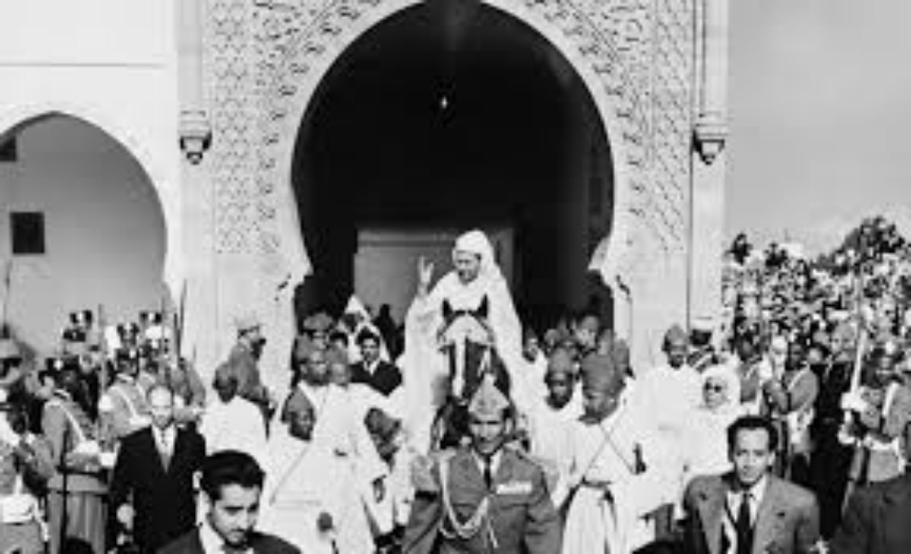 مشاهد وعبر من تاريخ المغرب المعاصر (1955-1999)