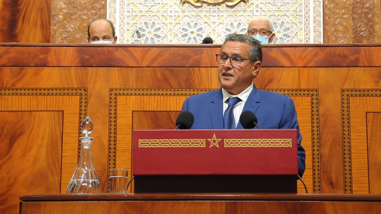أخنوش يحل بالبرلمان للإجابة على أسئلة البرلمانيين