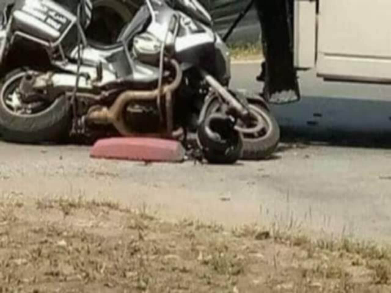 حادثة انزلاق دراجة تنهي حياة دركي شاب حادثة انزلاق دراجة تنهي حياة دركي شاب