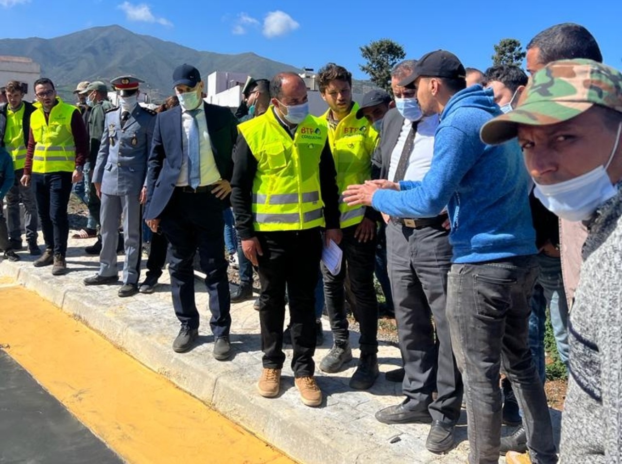 إعطاء انطلاقة عدد من الأوراش الكبرى وتدشين أخرى بإقليم شفشاون إعطاء انطلاقة عدد من الأوراش الكبرى وتدشين أخرى بإقليم شفشاون