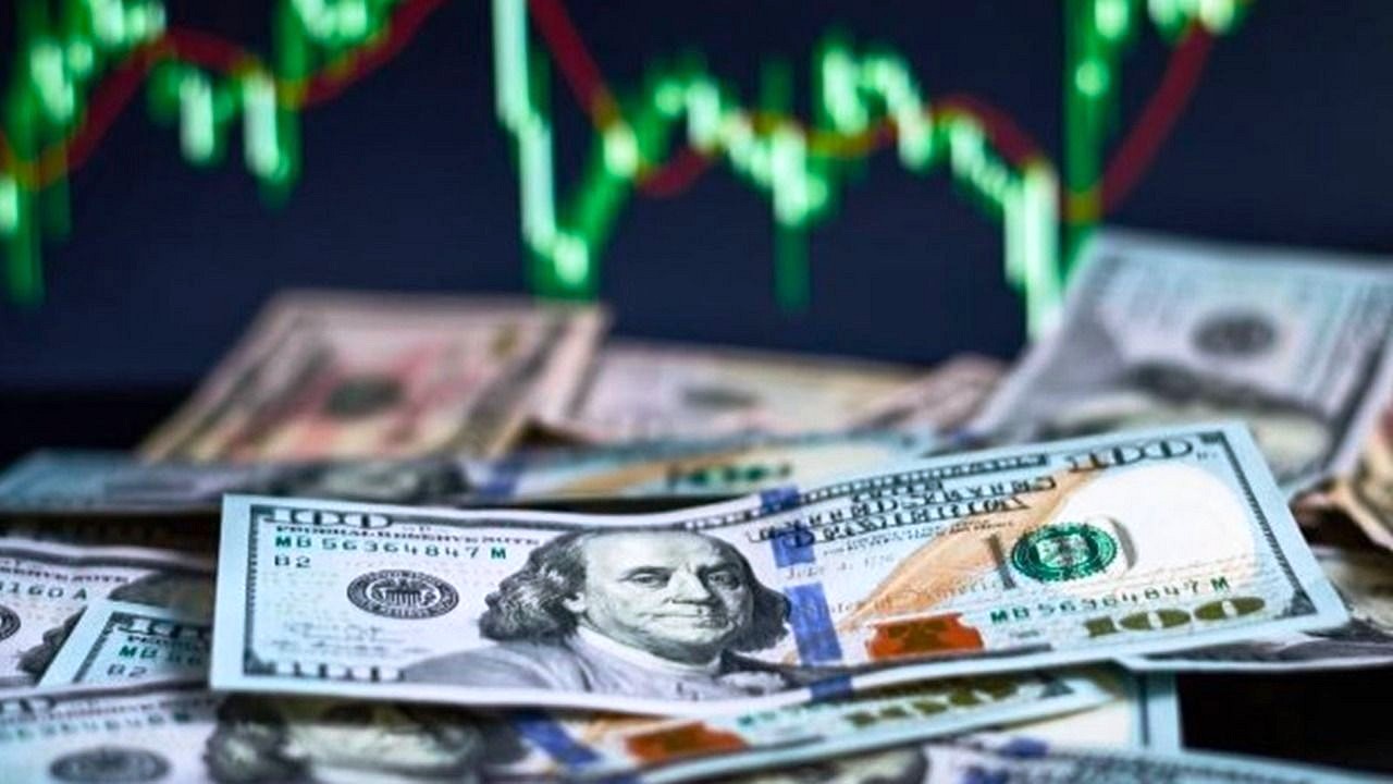 تداعيات الحرب في أوكرانيا على الاقتصاد.. انخفاض اليورو لأدنى مستوى له مقابل الدولار منذ 2020