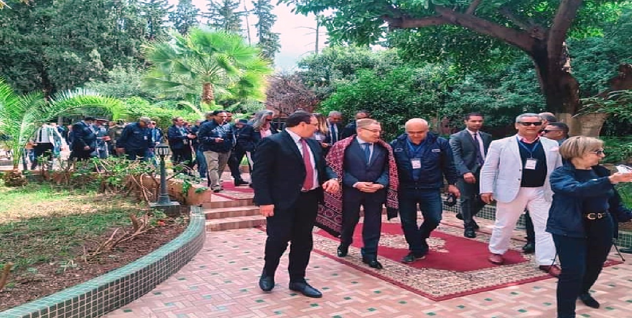 والي جهة بني ملال خنيفرة يعطي انطلاق المرحلة الثانية من اللحاق الوطني الـ 17 للسيارات الخاص بالسلك الدبلوماسي والي جهة بني ملال خنيفرة يعطي انطلاق المرحلة الثانية من اللحاق الوطني الـ 17 للسيارات الخاص بالسلك الدبلوماسي