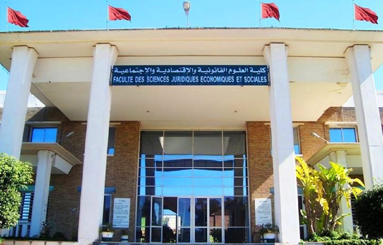 قضية "الجنس مقابل النقط" تفرخ فضيحة أخرى قضية "الجنس مقابل النقط" تفرخ فضيحة أخرى