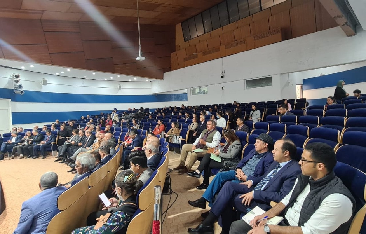 لصناعة صحافة ذات جودة في مشتل المعهد العالي للإعلام والاتصال: لصناعة صحافة ذات جودة في مشتل المعهد العالي للإعلام والاتصال: