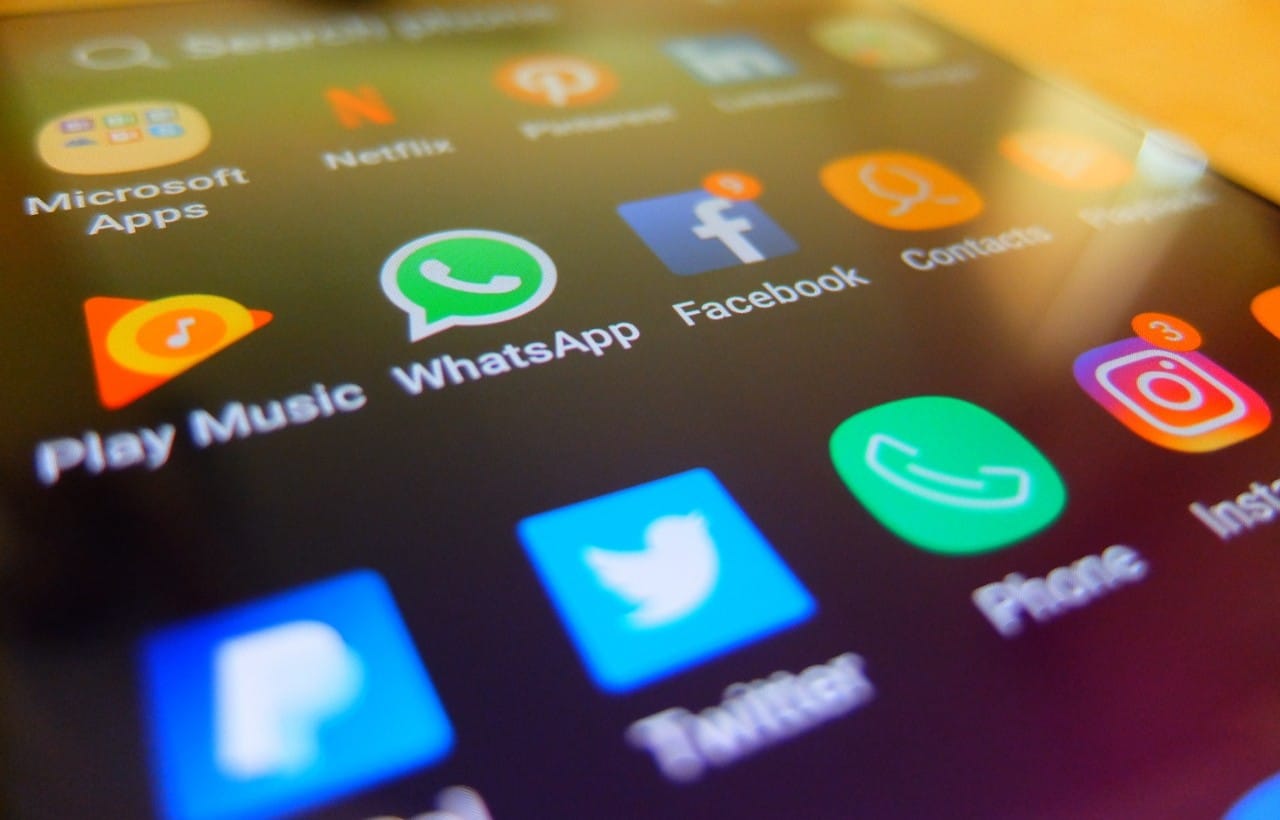 "خاصية جديدة" ترغم "أبل" مطوري التطبيقات على توفيرها "خاصية جديدة" ترغم "أبل" مطوري التطبيقات على توفيرها