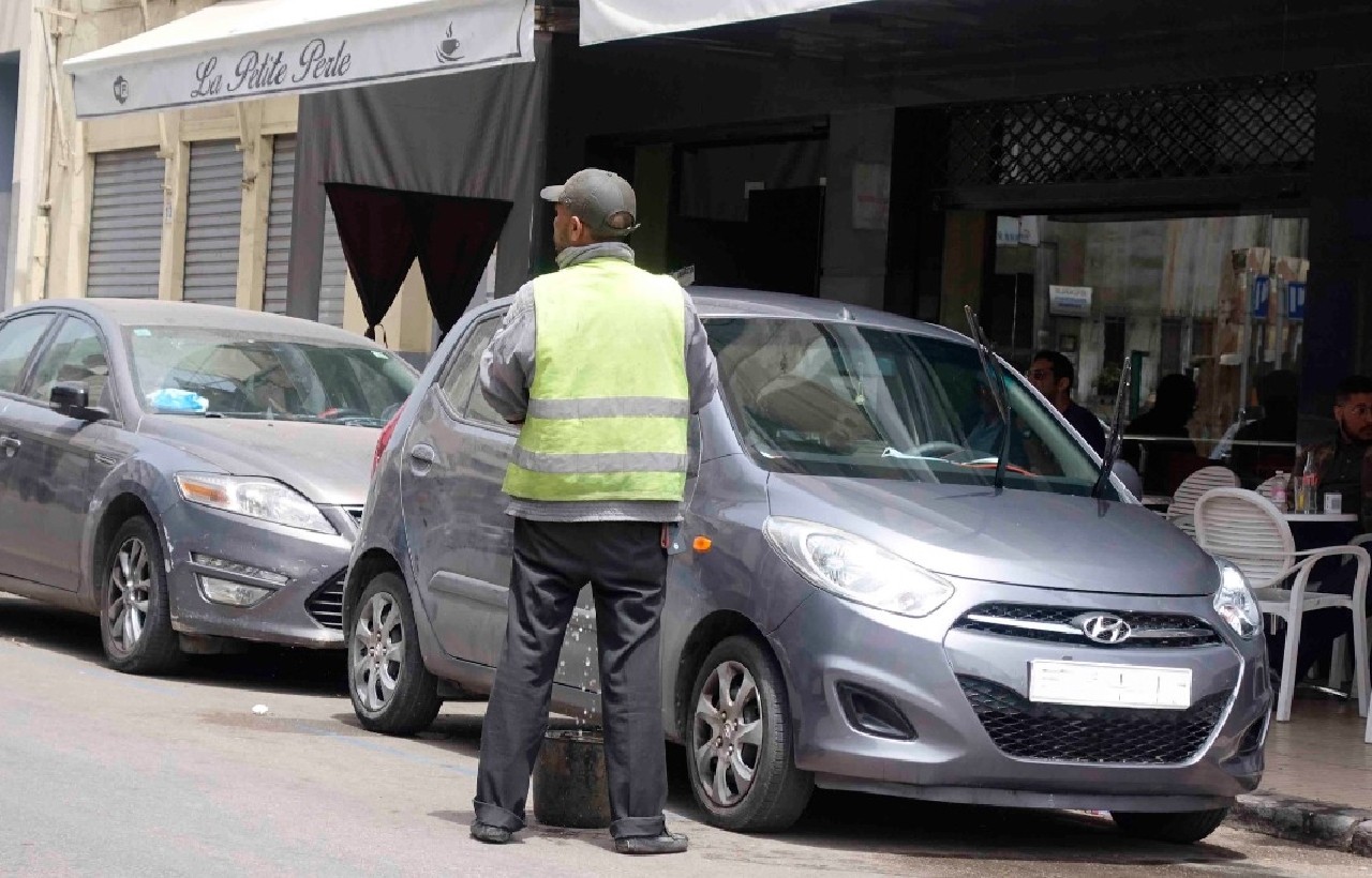 حملة أمنية موسعة لتوقيف أصحاب "الجيليات الصفراء"