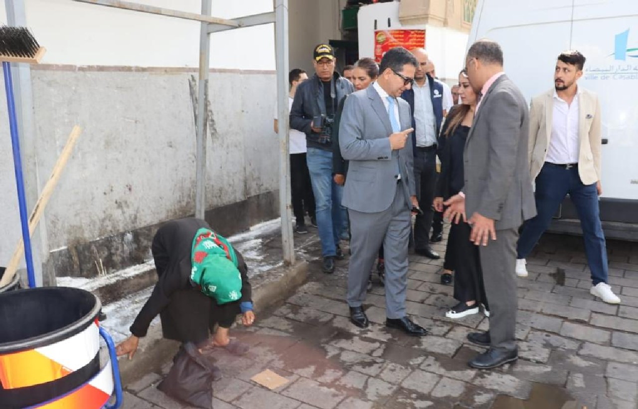 حملة لتنظيف أسواق الدار البيضاء من النفايات ومحاربة الحشرات