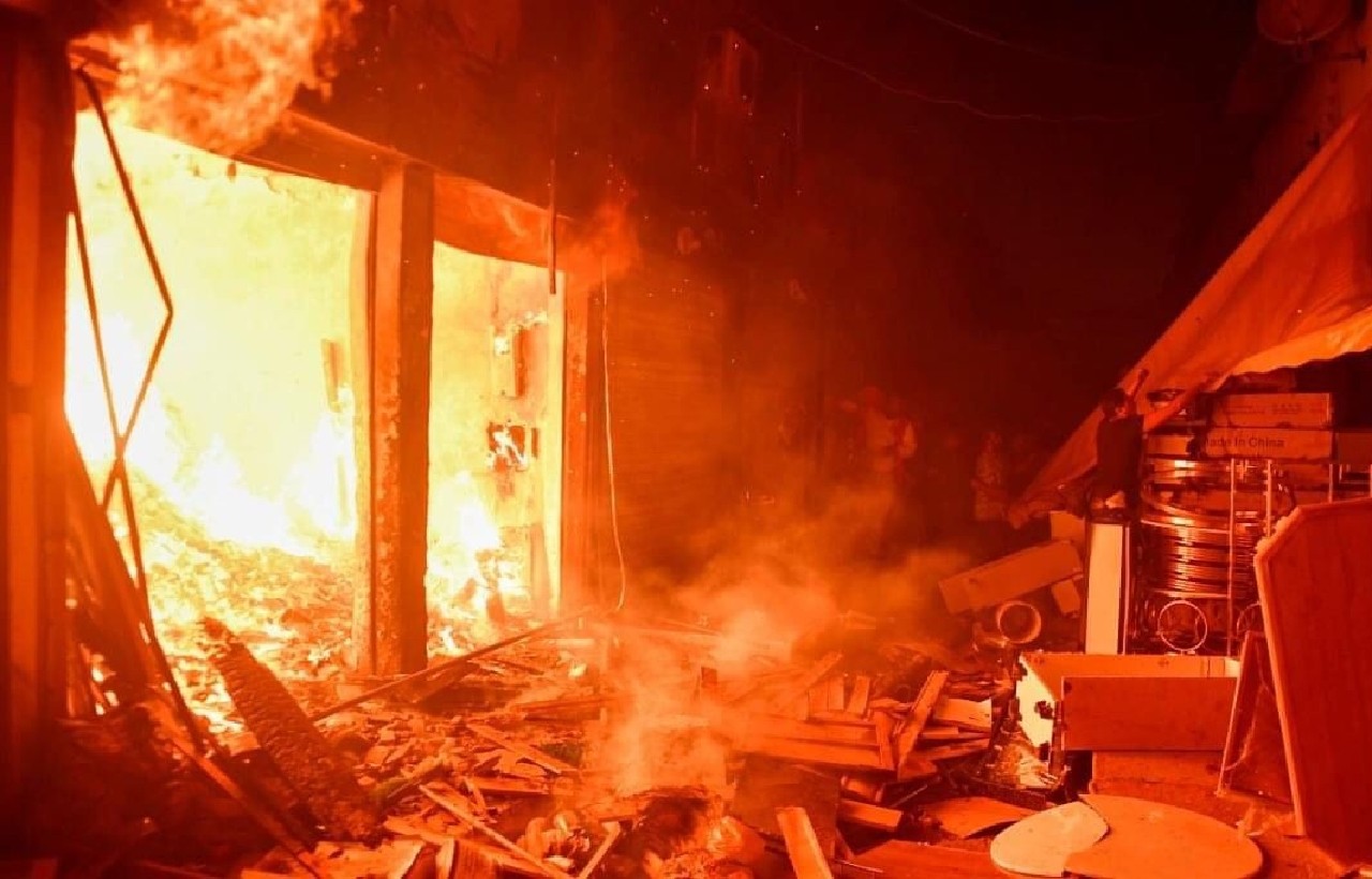 حريق يأتي على سوق بالقنيطرة حريق يأتي على سوق بالقنيطرة