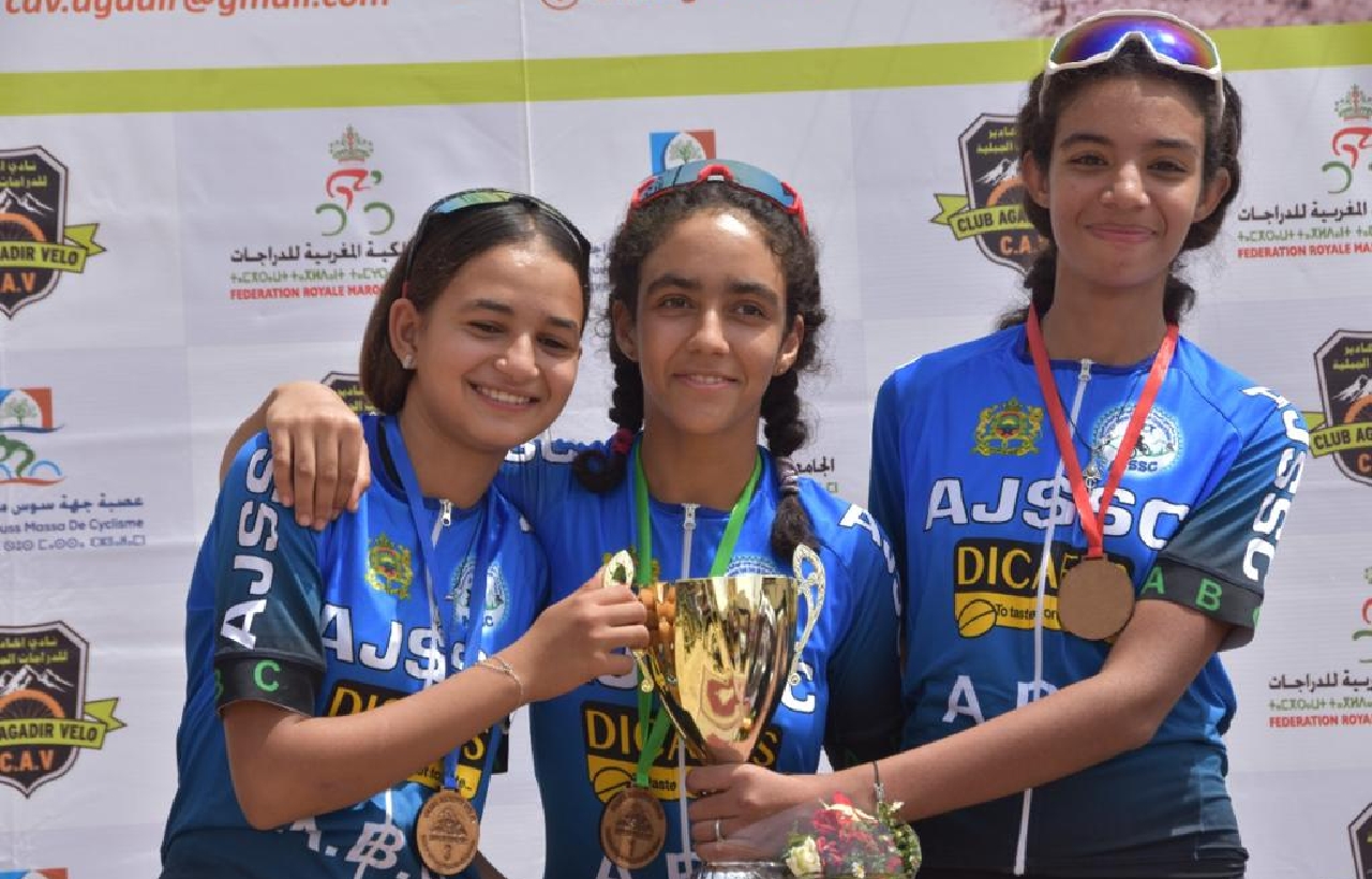 تألق جمعية شباب سوق السبت بكأس العرش للدراجات الجبلية 