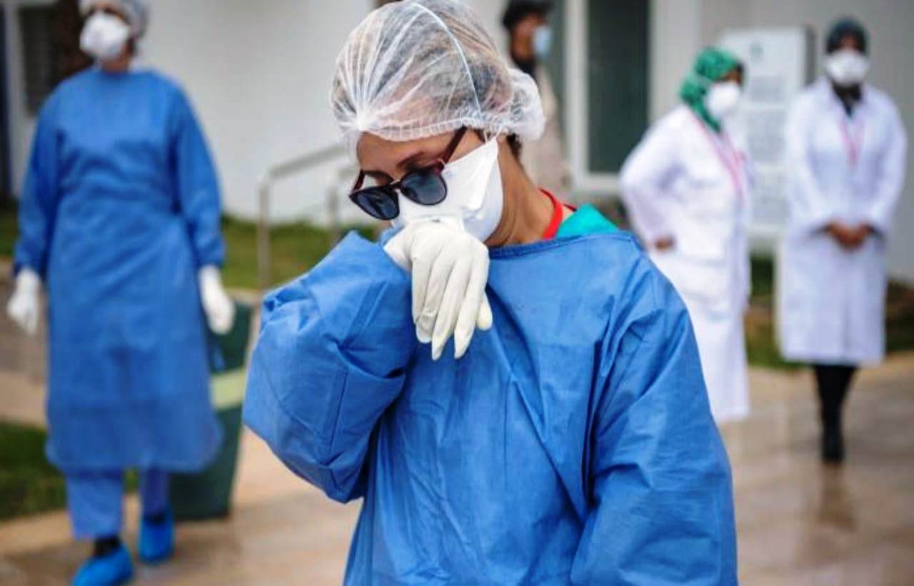 رسمياً.. هذه تفاصيل تصديق الحكومة على الأنظمة الأساسية للأطباء والممرضين رسمياً.. هذه تفاصيل تصديق الحكومة على الأنظمة الأساسية للأطباء والممرضين