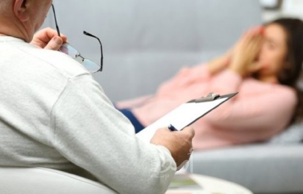 منتحل صفة طبيب نفسي يقع في قبضة العدالة منتحل صفة طبيب نفسي يقع في قبضة العدالة