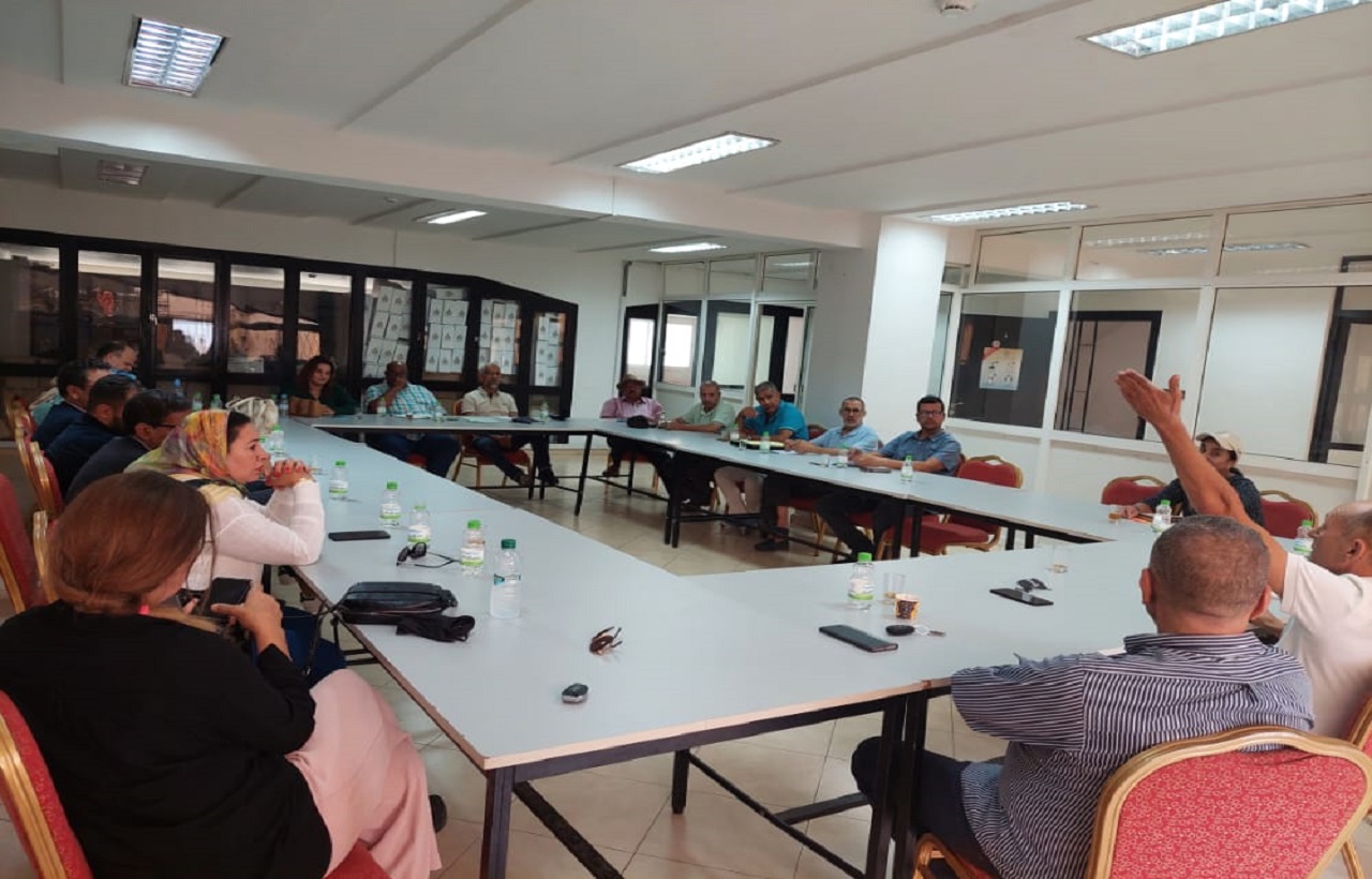 تفاصيل اللقاء الاستعجالي للمكتب التنفيذي ﻻتحاد النقابات الوطنية لوزارة الشباب والثقافة تفاصيل اللقاء الاستعجالي للمكتب التنفيذي ﻻتحاد النقابات الوطنية لوزارة الشباب والثقافة