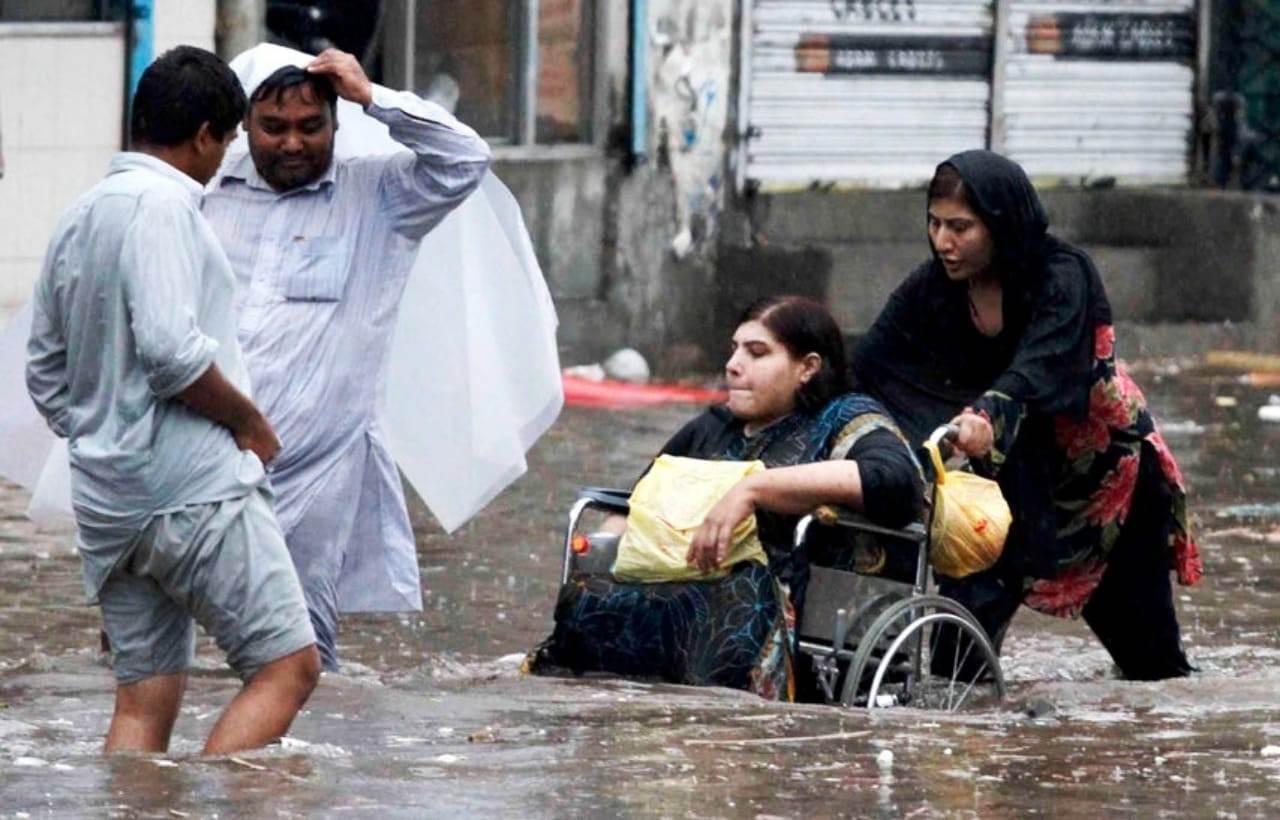 كارثة صحية.. باكستان تواجه موجة من ارتفاع الأمراض بعد الفيضانات المدمرة