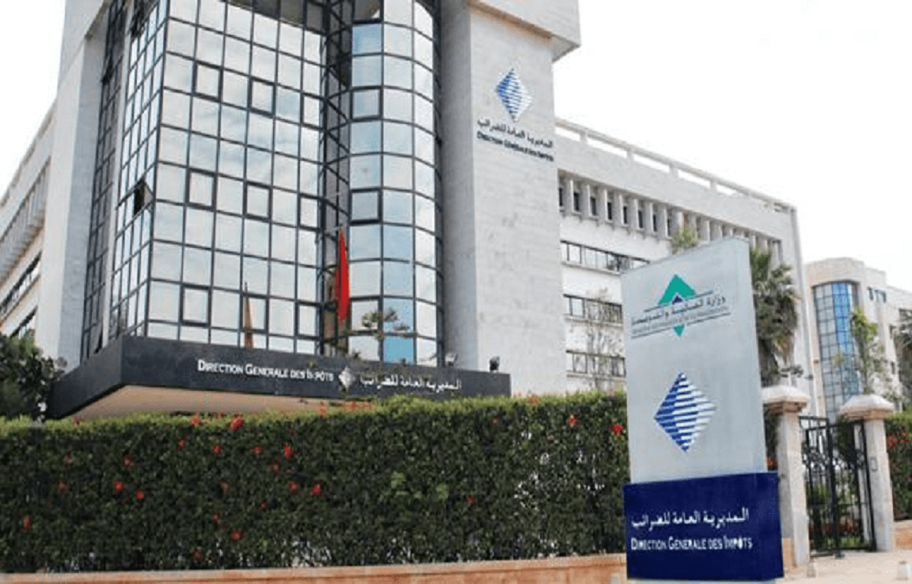 الضريبة على الدخل قضية ساخنة فوق طاولة المداولات بين الحكومة والمركزيات النقابية الضريبة على الدخل قضية ساخنة فوق طاولة المداولات بين الحكومة والمركزيات النقابية