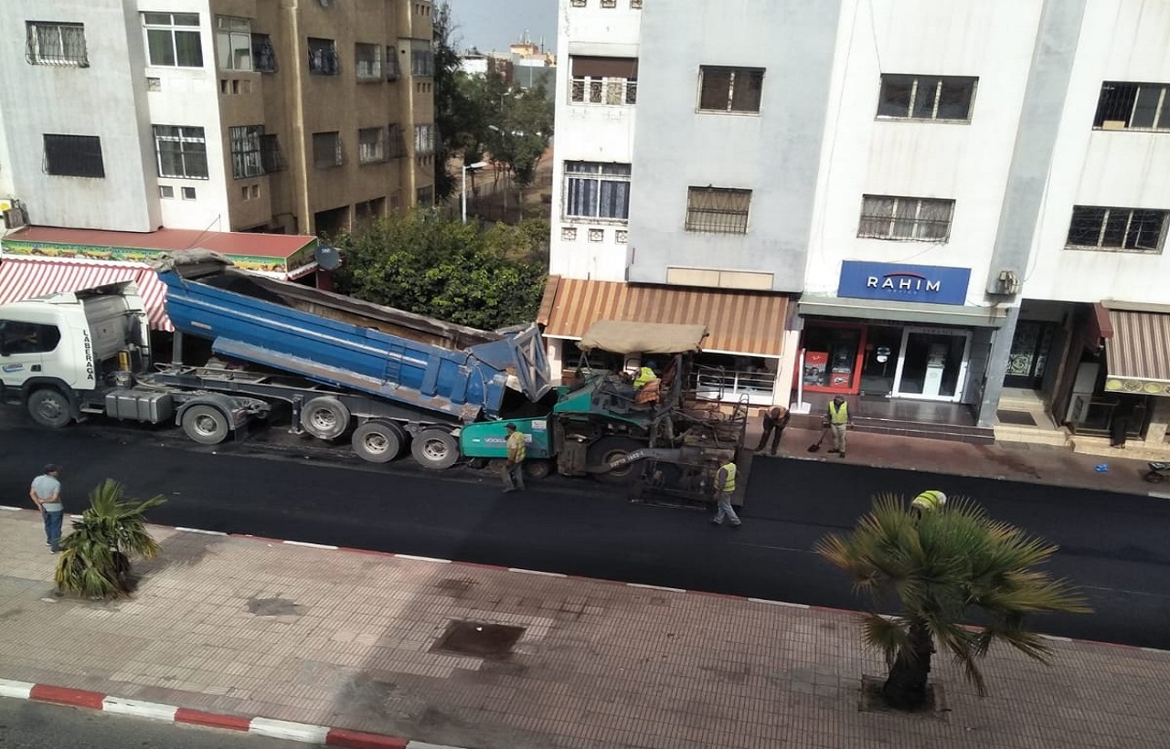 انفراج بأحد شوارع البرنوصي بعد 20 سنة من الانتظار انفراج بأحد شوارع البرنوصي بعد 20 سنة من الانتظار