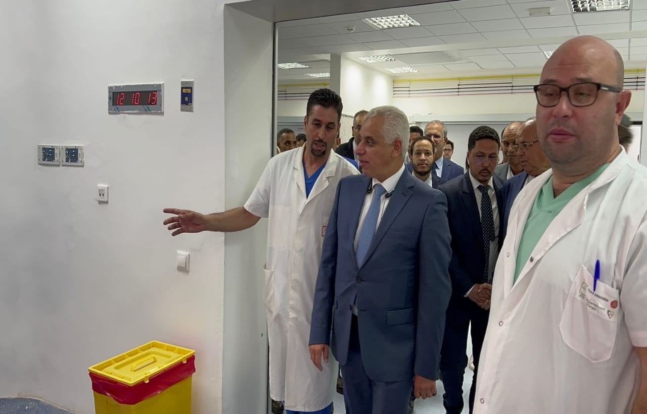 "آيت طالب" يعطي انطلاقة خدمات المستشفى الجهوي مولاي علي الشريف بالراشيدية بعد توسعته وتجهيزه