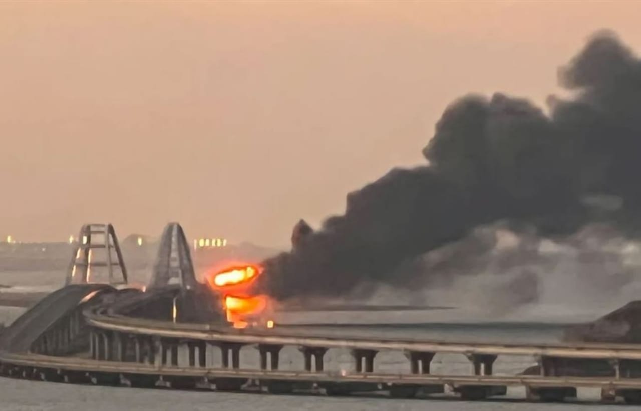 هذه نتائج التحقيق في تفجير جسر القرم التي كشفت عنها روسيا