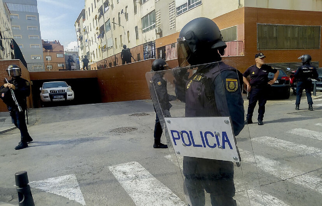 جندي إسباني يلقى مصرعه بطلق نار بحي برينسبي بسبتة جندي إسباني يلقى مصرعه بطلق نار بحي برينسبي بسبتة