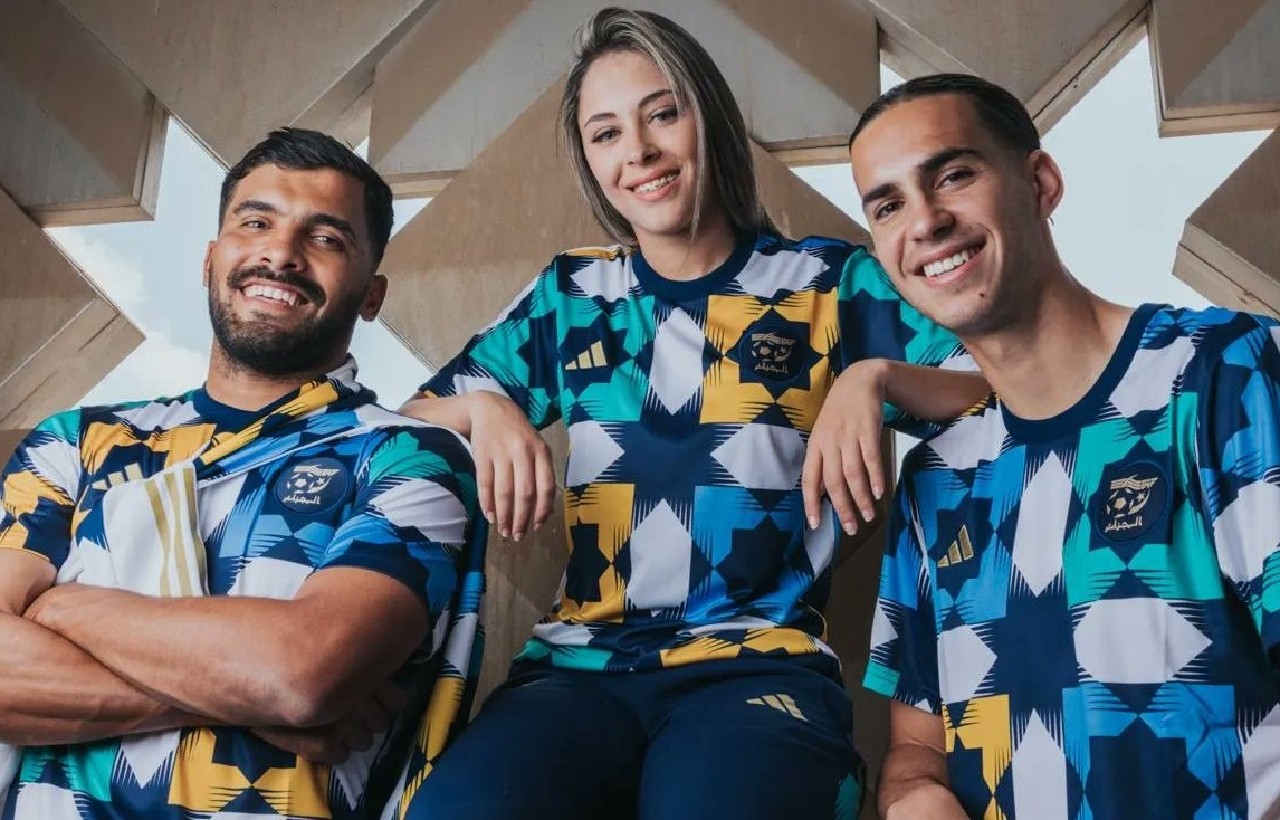 قضية "الزليج".. تسوية حبية بين "أديداس" ووزارة الثقافة قضية "الزليج".. تسوية حبية بين "أديداس" ووزارة الثقافة