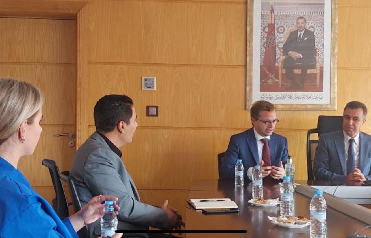 وفد هولندي رفيع المستوى يحل بالحسيمة وفد هولندي رفيع المستوى يحل بالحسيمة