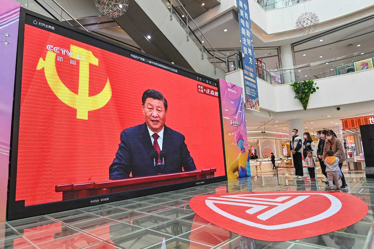 "شي جين بينغ" الفائز بولاية ثالثة نادراً ما تحدث: العالم بحاجة إلى الصين